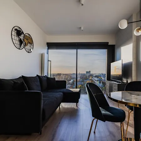 Towarowa Towers I Apartment Warsaw