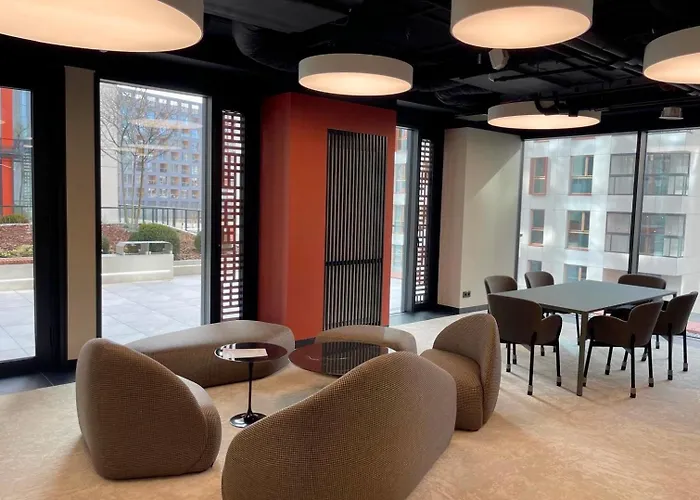 Towarowa Towers I Apartment *