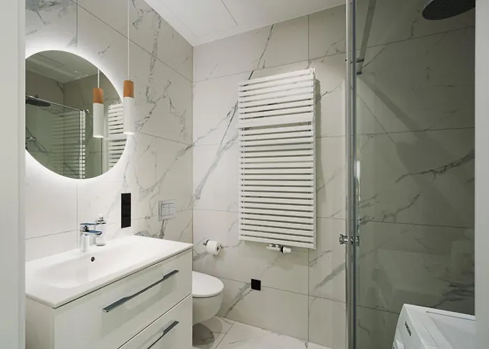 Towarowa Towers I Apartment *