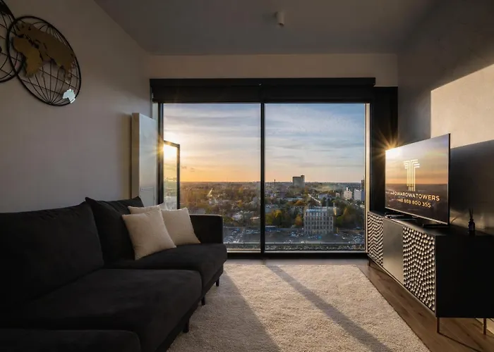 Apartment Towarowa Towers I Warsaw